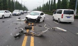 郑州车祸爆料视频最新2020,2020年惨烈事故现场还原